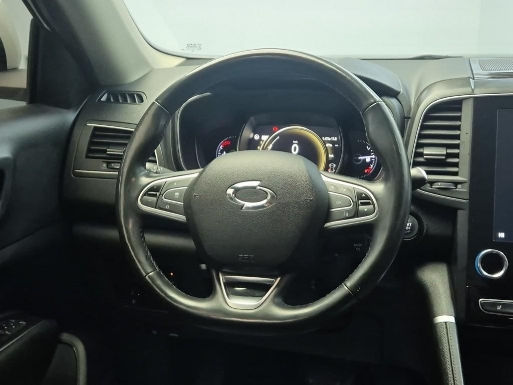 SAMSUNG QM6 - Vista 9