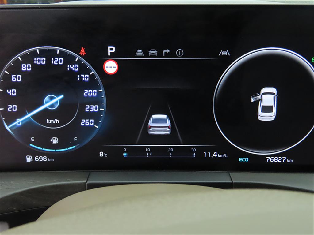 KIA K8 - Vista 9