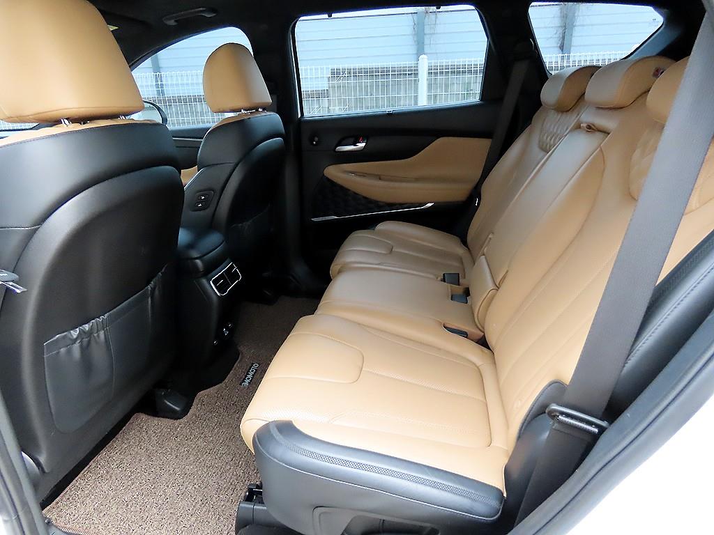 HYUNDAI Santa Fe - Vista 6