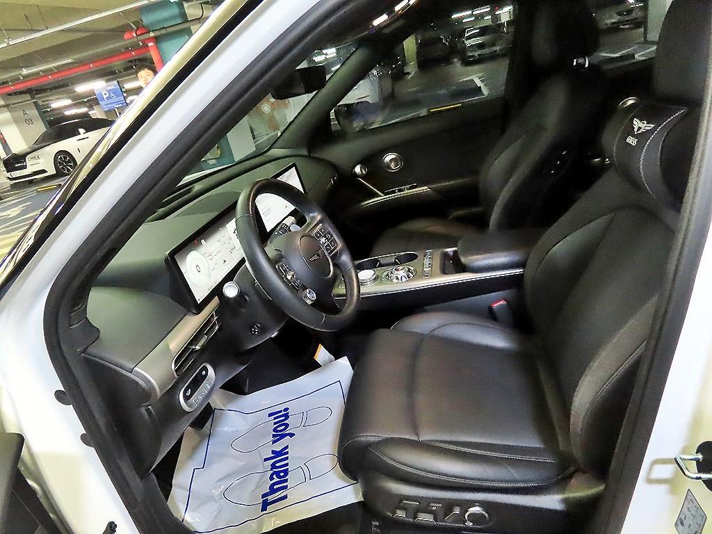 Genesis GV60 - Vista 6