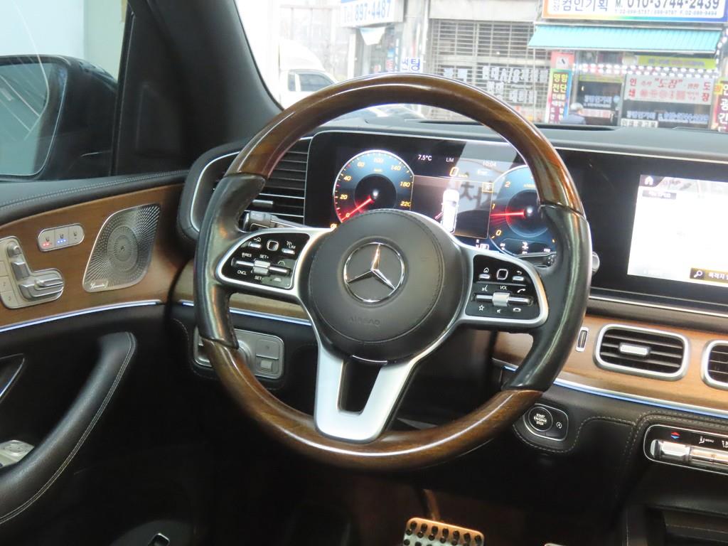 Mercedes Benz GLS Class 2021 Verde - Importación desde Corea - HF Imports Iquique - Foto 16