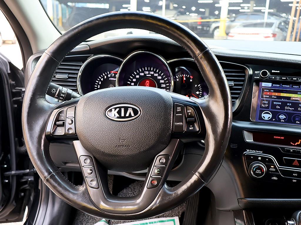 KIA K5 2013 Negro - Importación desde Corea - HF Imports Iquique - Foto 8