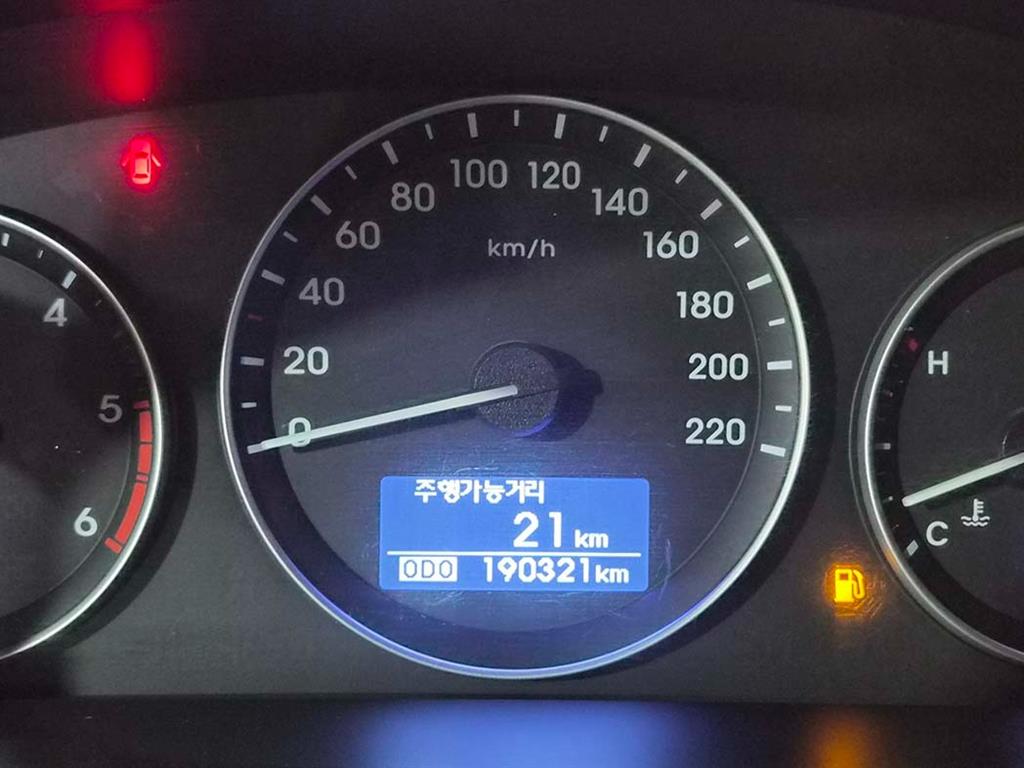 HYUNDAI Starex 2019 - Importación desde Corea - HF Imports Iquique - Foto 14