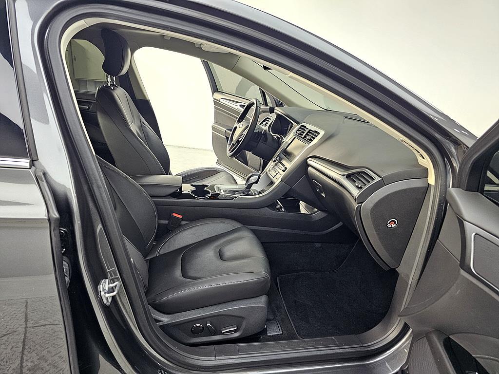 Ford Mondeo - Vista 11