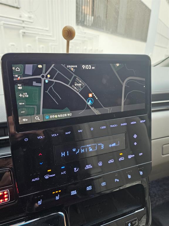 HYUNDAI Staria - Vista 8