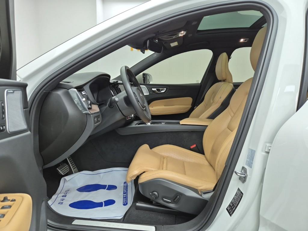 Volvo XC60 - Vista 11