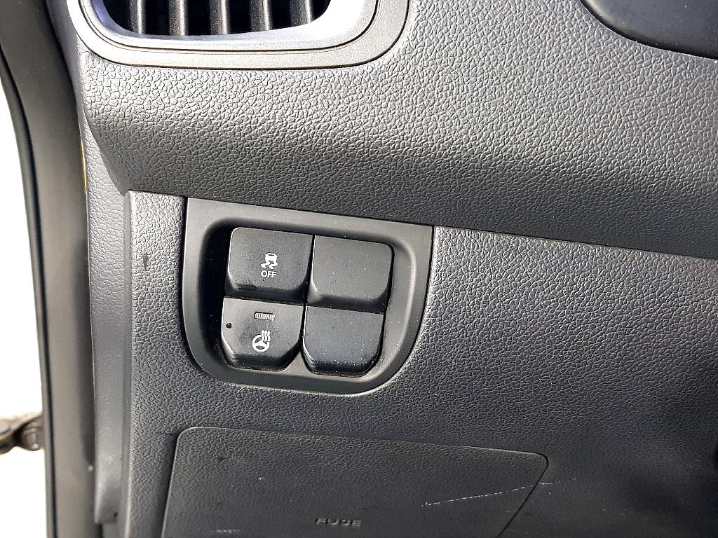 KIA Pride - Vista 12