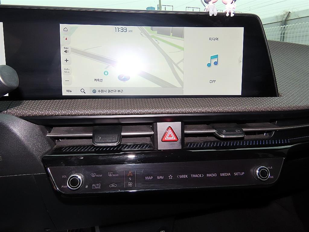 KIA EV6 2022 Blanco - Importación desde Corea - HF Imports Iquique - Foto 13