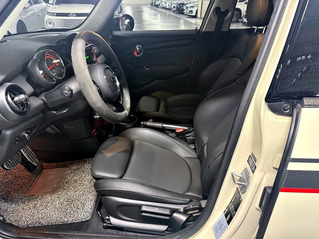 Mini Cooper - Vista 8