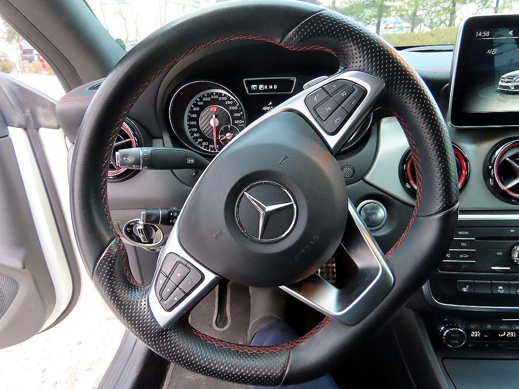 Mercedes Benz CLA Class - Vista 7