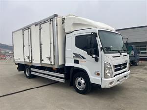 medium and large cargo truck - Vista 2