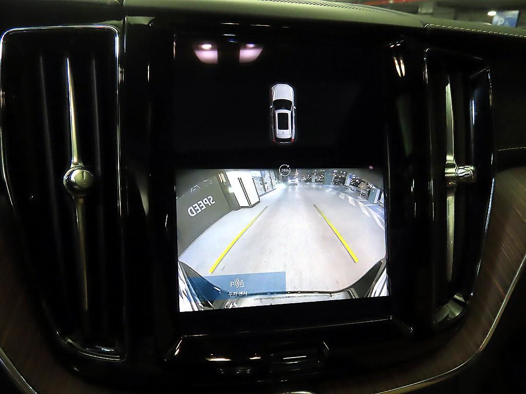 Volvo XC60 2022 Negro - Importación desde Corea - HF Imports Iquique - Foto 14