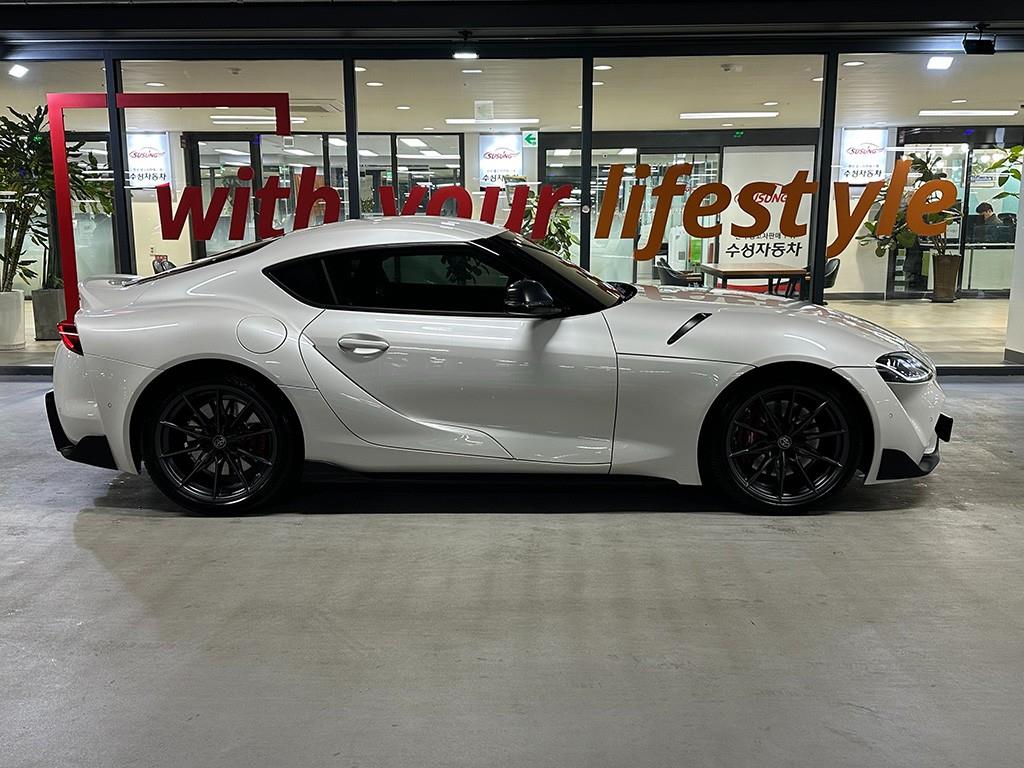 Toyota Supra - Vista 3