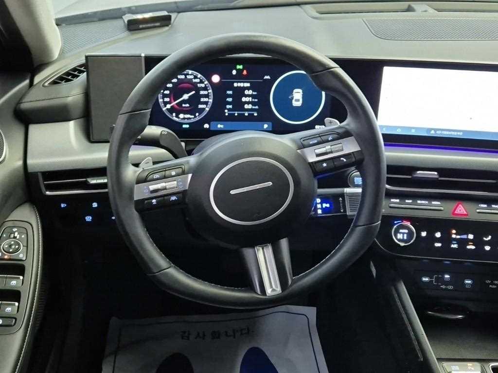 HYUNDAI Sonata - Vista 9