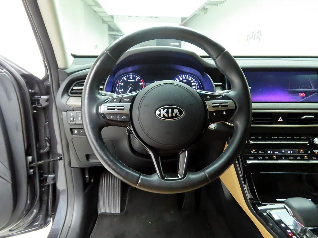 KIA K7 - Vista 8