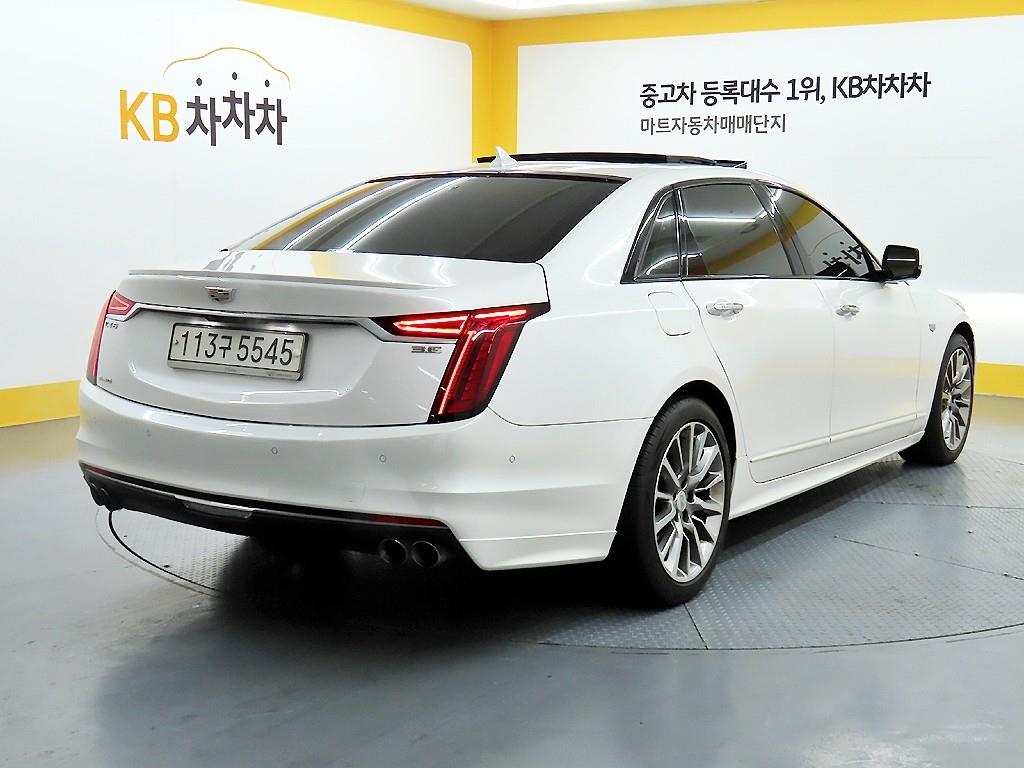Cadillac CT6 - Vista 4