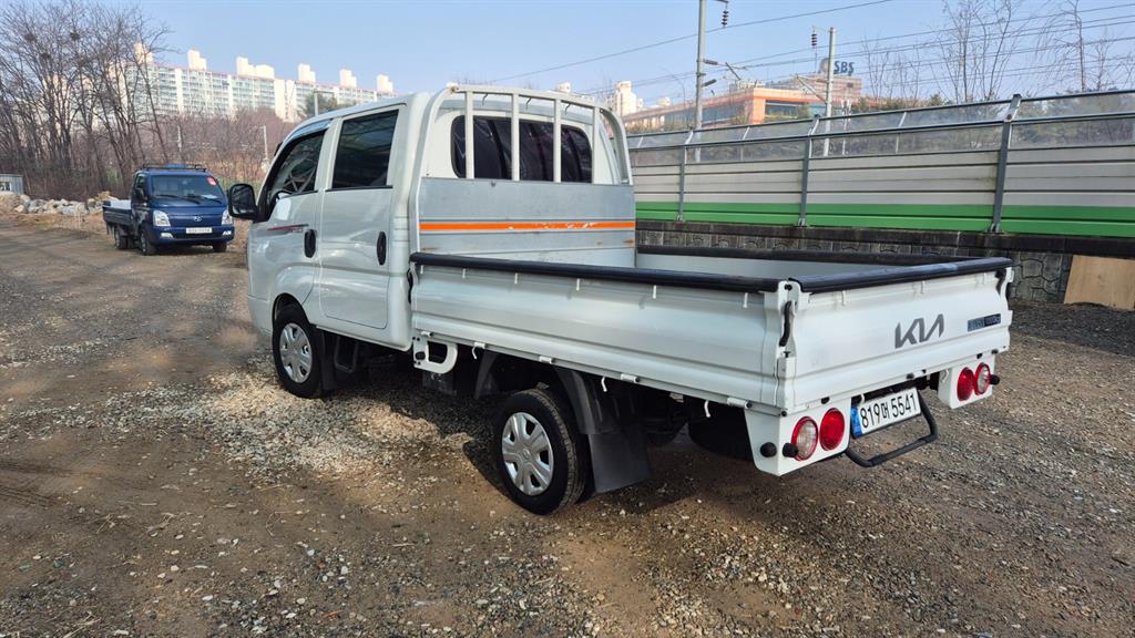 Small Truck Cargo (small) - Vista 4