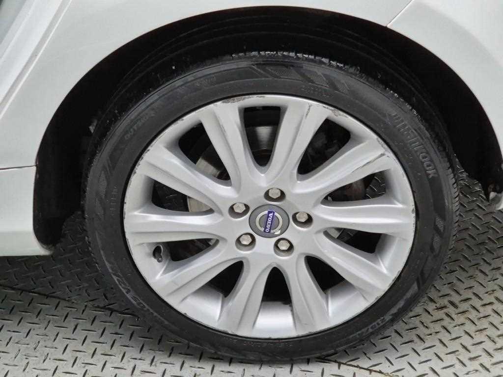 Volvo V40 2015 Blanco - Importación desde Corea - HF Imports Iquique - Foto 20