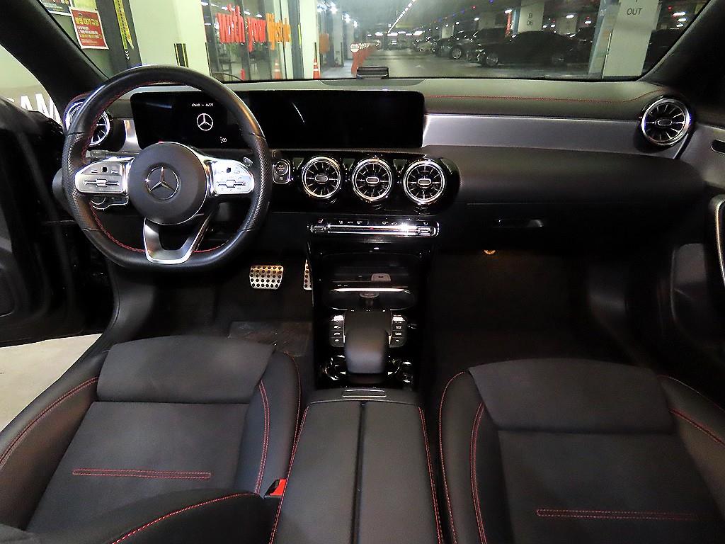 Mercedes Benz CLA Class - Vista 10