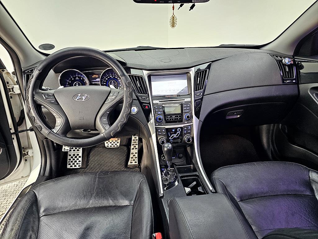 HYUNDAI Sonata - Vista 5