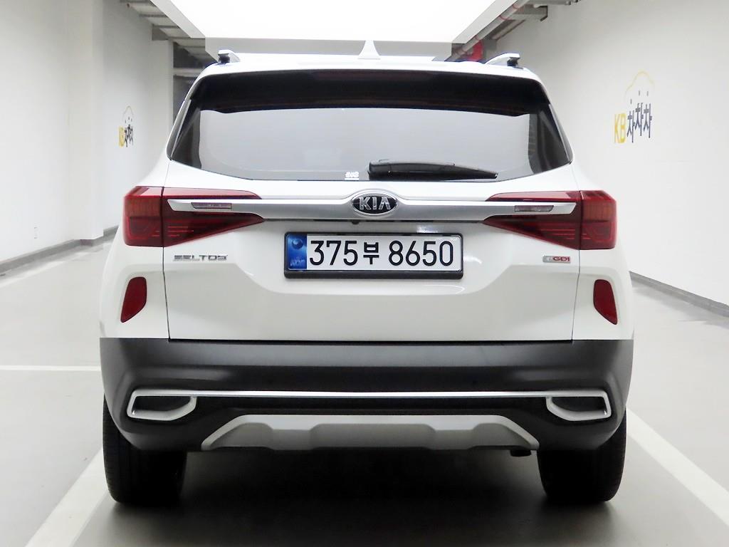 KIA Seltos - Vista 3