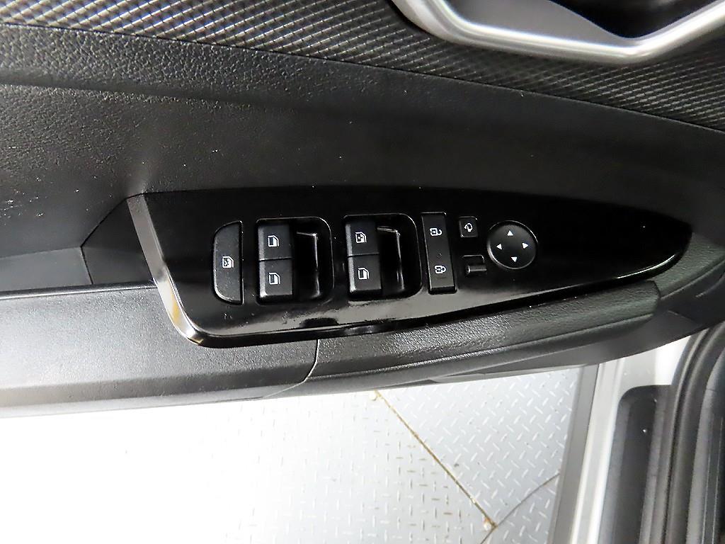 KIA Sportage - Vista 11