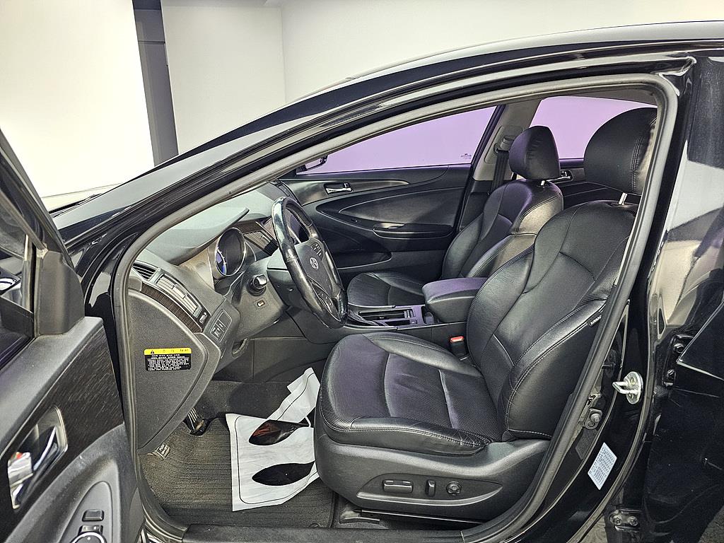 HYUNDAI Sonata - Vista 8