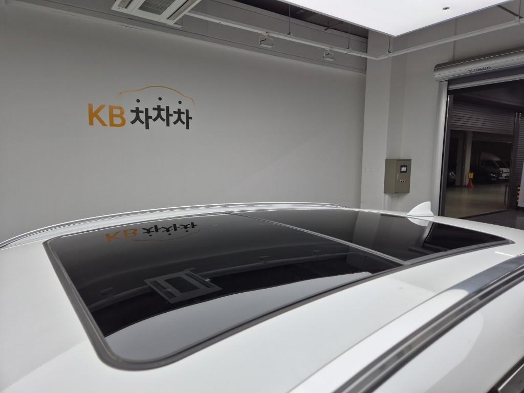 Genesis GV70 2023 Blanco - Importación desde Corea - HF Imports Iquique - Foto 13