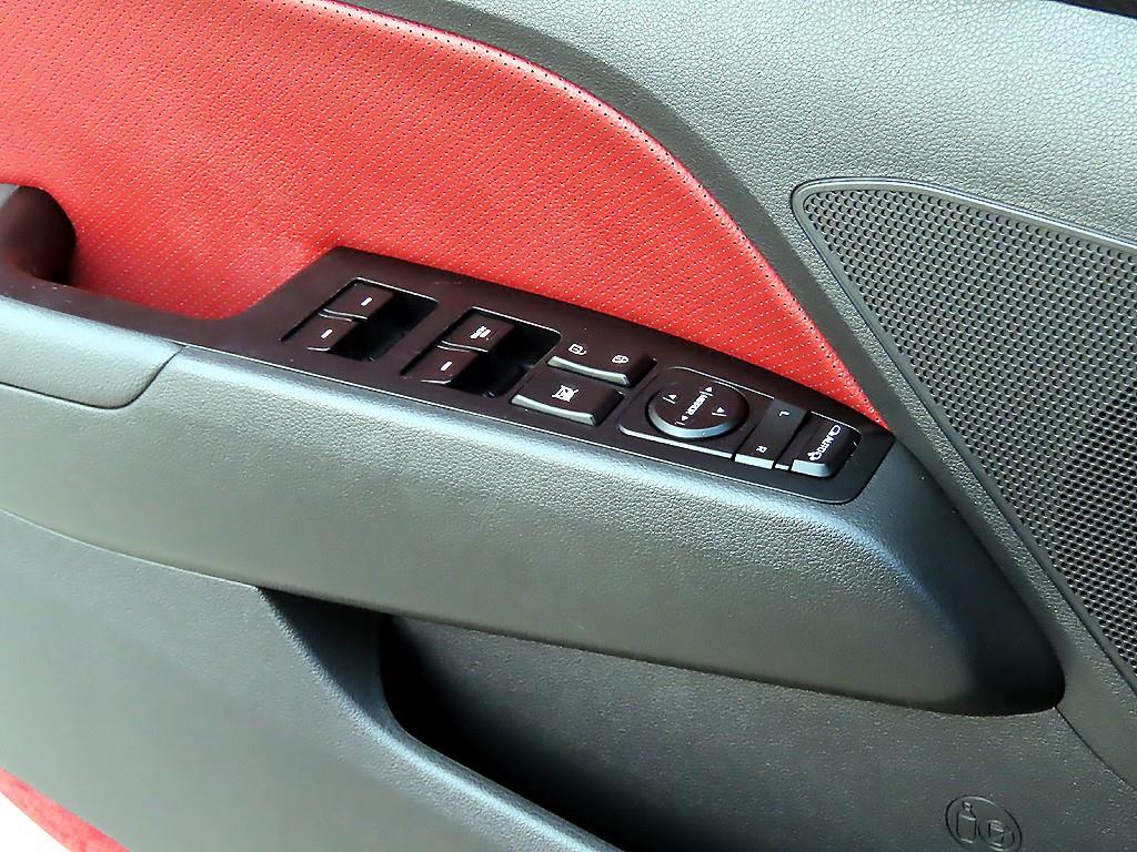 HYUNDAI Avante - Vista 11