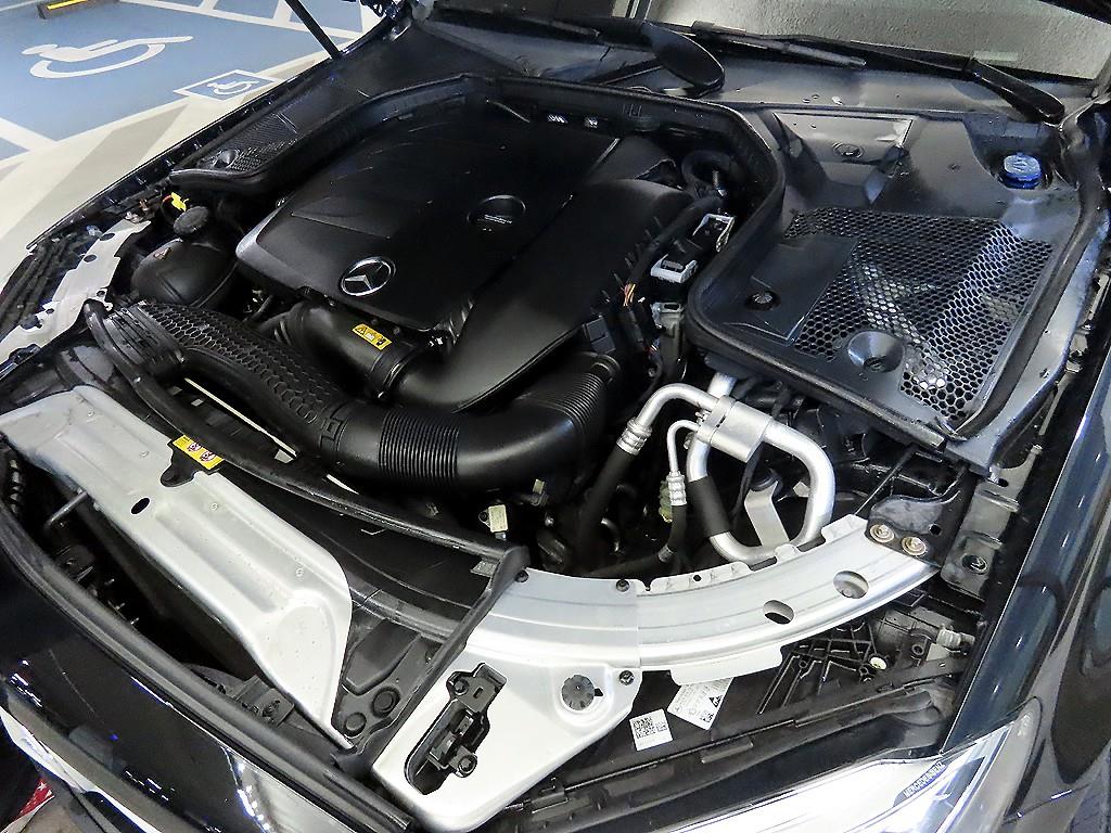 Mercedes Benz C Class 2019 Negro - Importación desde Corea - HF Imports Iquique - Foto 19