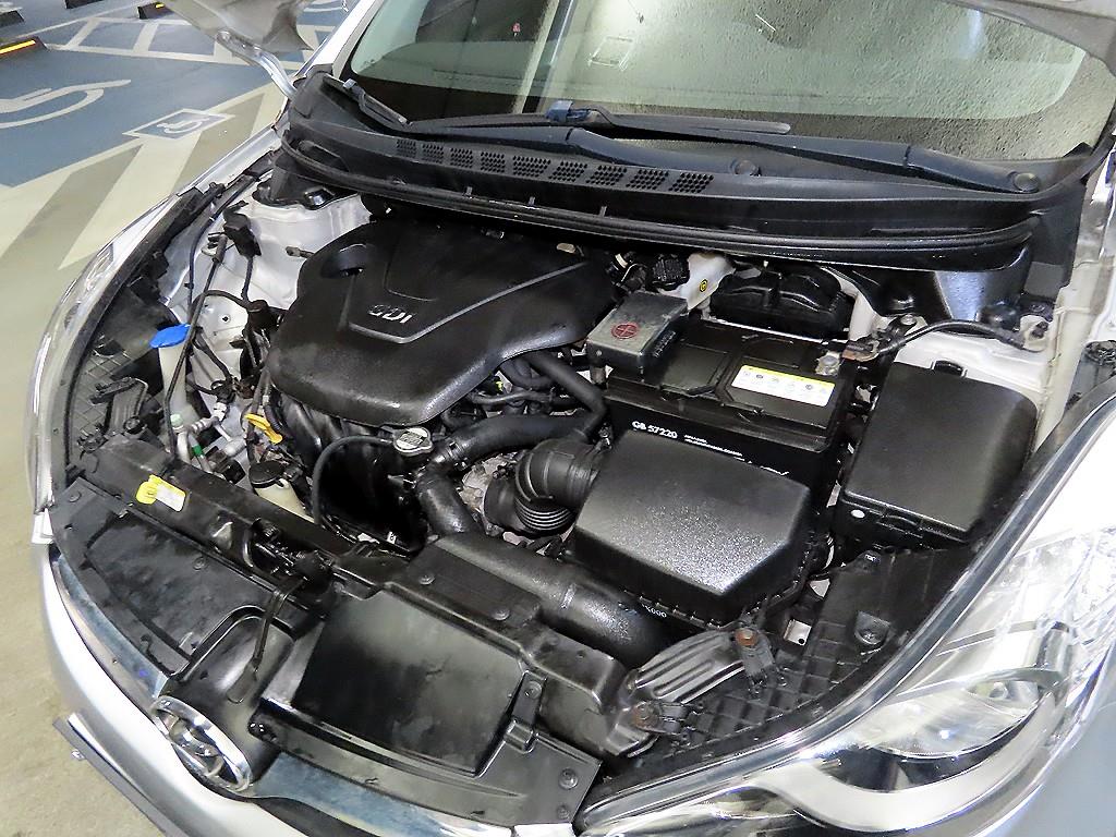 HYUNDAI Avante 2012 - Importación desde Corea - HF Imports Iquique - Foto 16