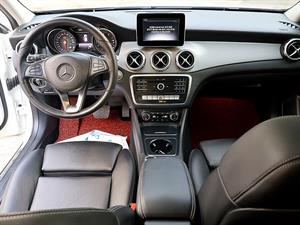 Mercedes Benz GLA Class - Vista 10