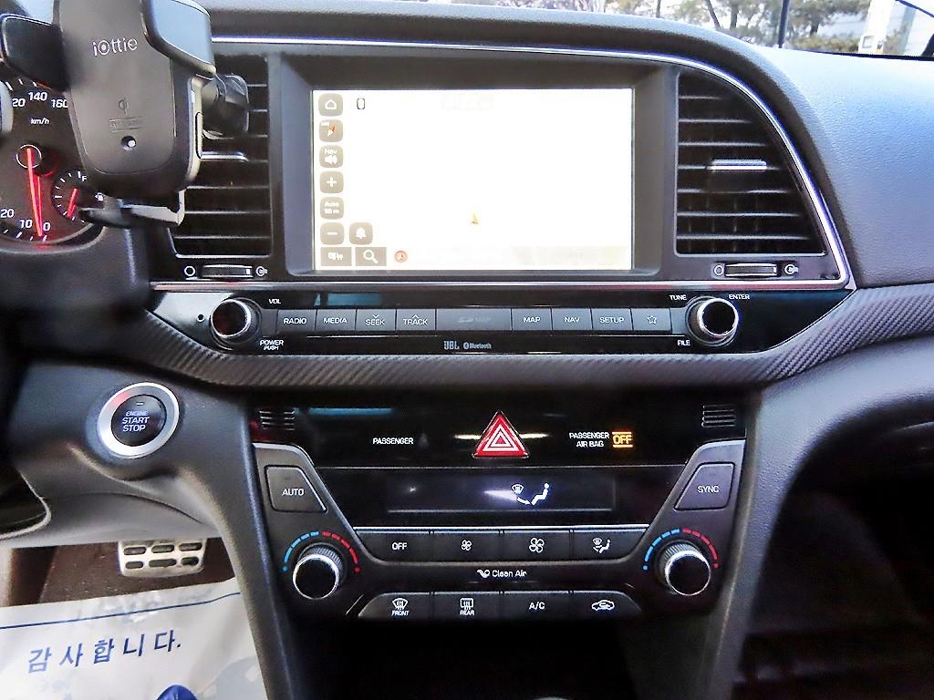 HYUNDAI Avante 2018 Gris - Importación desde Corea - HF Imports Iquique - Foto 13