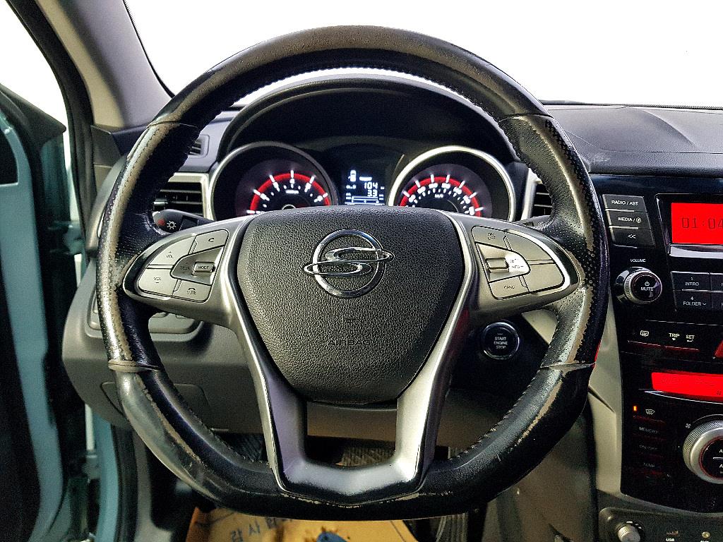 Ssangyong Tivoli - Vista 11