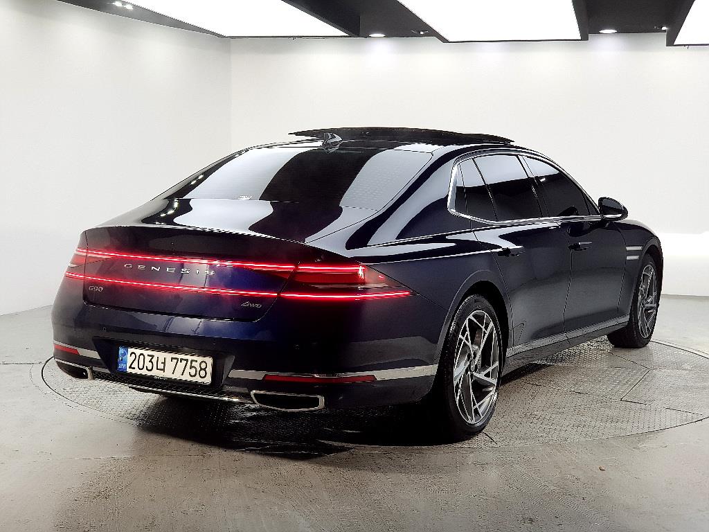 Genesis G90 - Vista 4