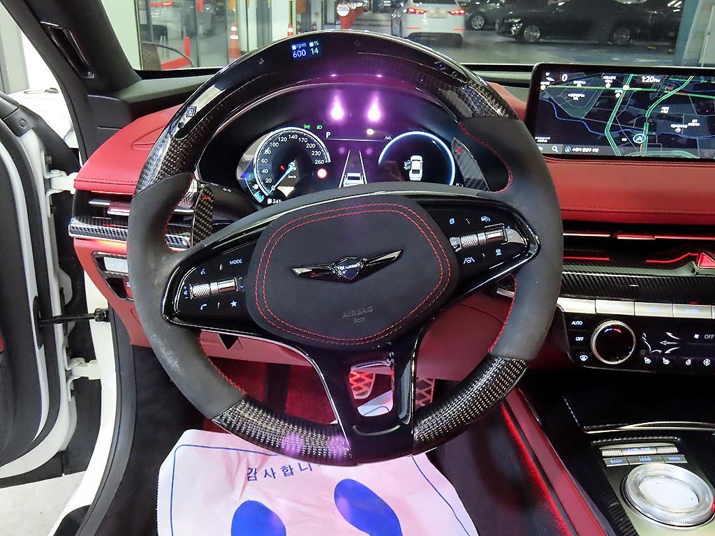 Genesis G80 - Vista 8