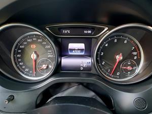 Mercedes Benz GLA Class - Vista 12