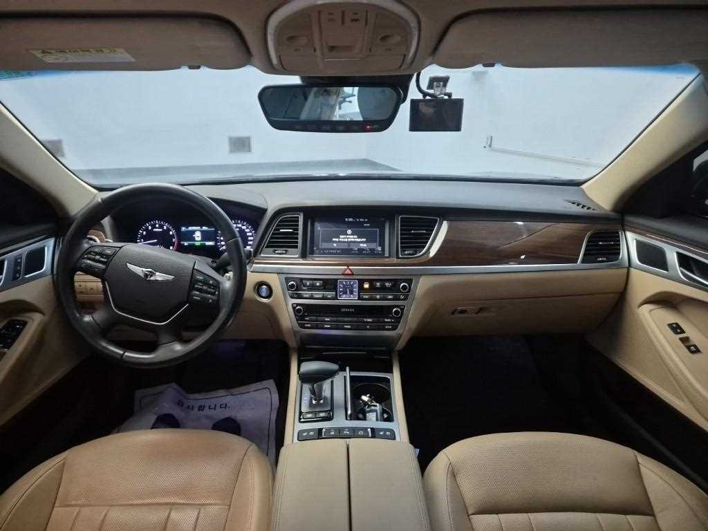 Genesis G80 - Vista 7