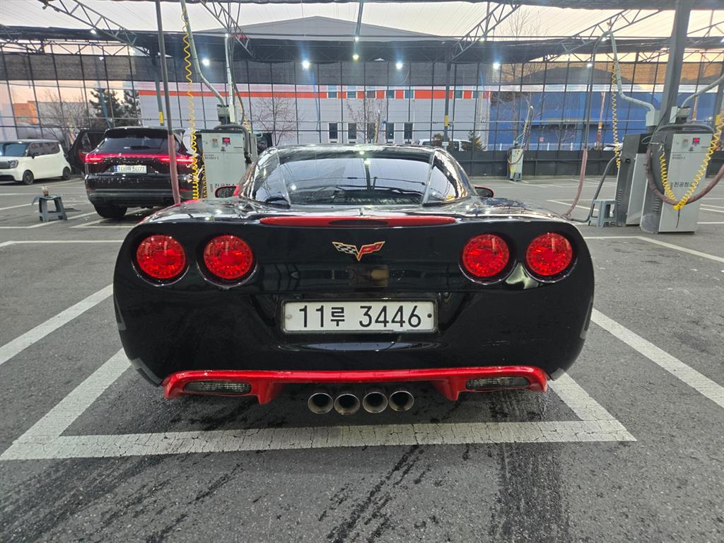 Chevrolet Corvette - Vista 7