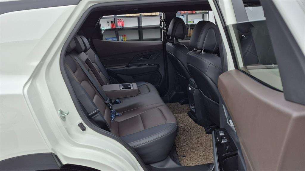 Ssangyong Korando - Vista 7