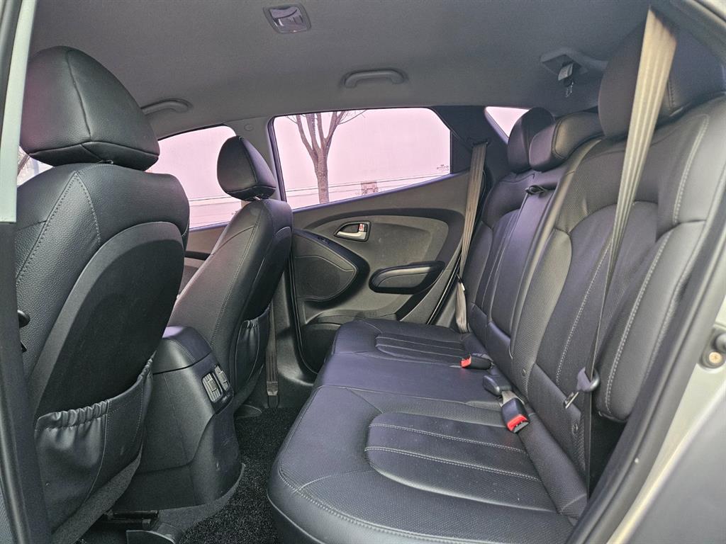 HYUNDAI Tucson - Vista 10