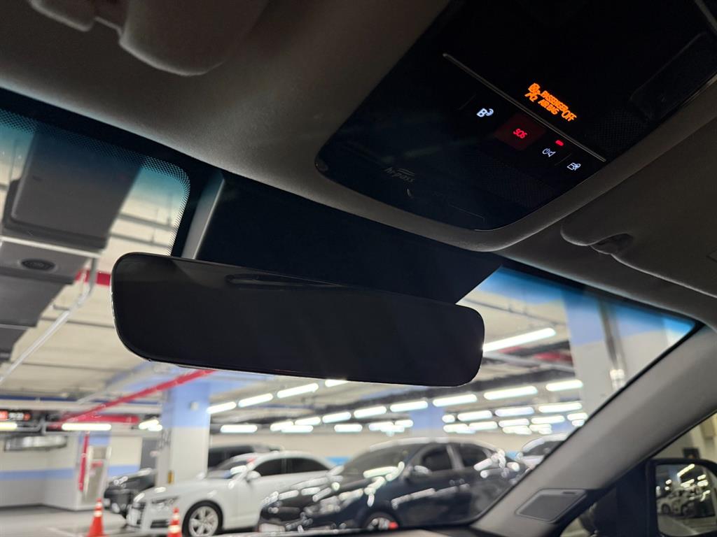 HYUNDAI Grandeur - Vista 10