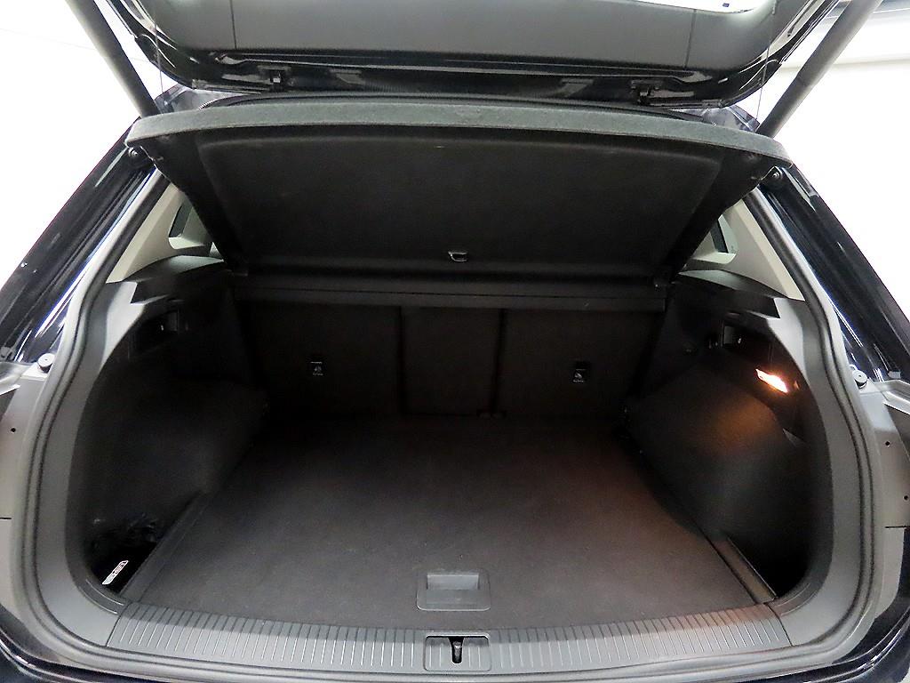 Volkswagen Tiguan 2018 Negro - Importación desde Corea - HF Imports Iquique - Foto 17