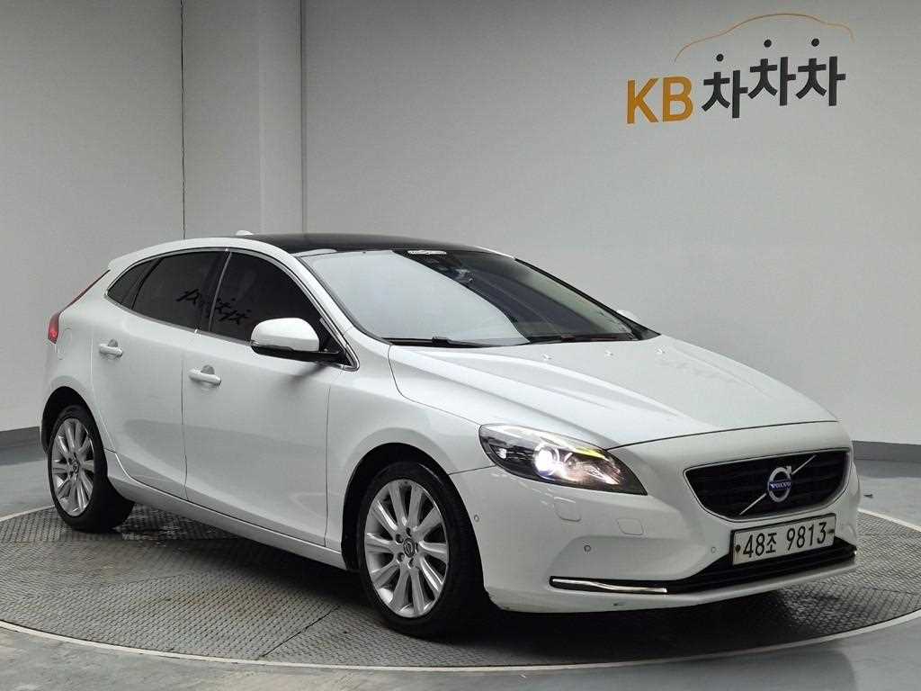 Volvo V40 - Vista 4