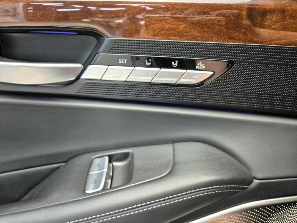 Genesis EQ900 2018 Negro - Importación desde Corea - HF Imports Iquique - Foto 16