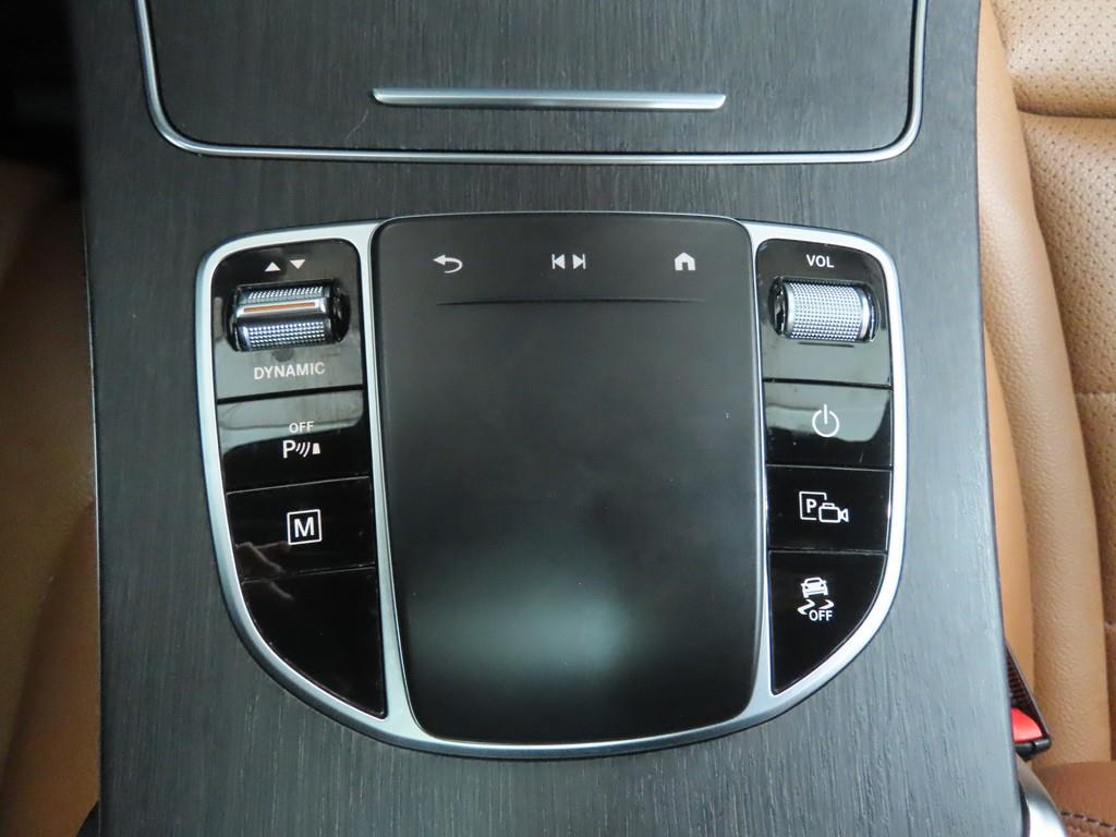 Mercedes Benz GLC Class - Vista 12