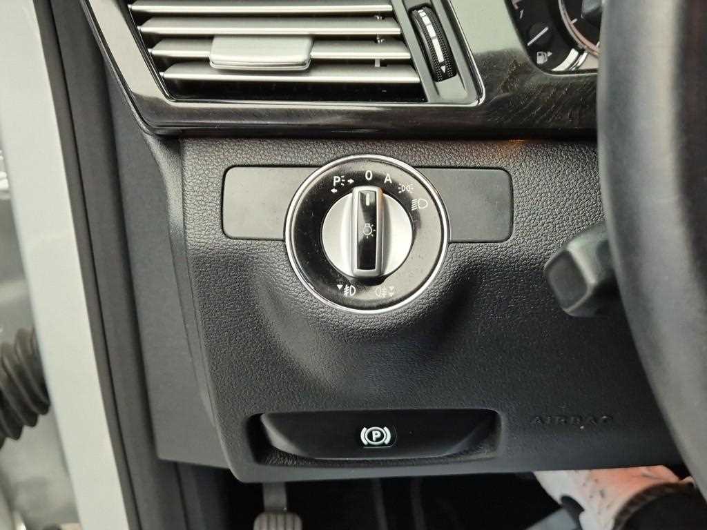 Mercedes Benz E class 2010 Plateado - Importación desde Corea - HF Imports Iquique - Foto 16