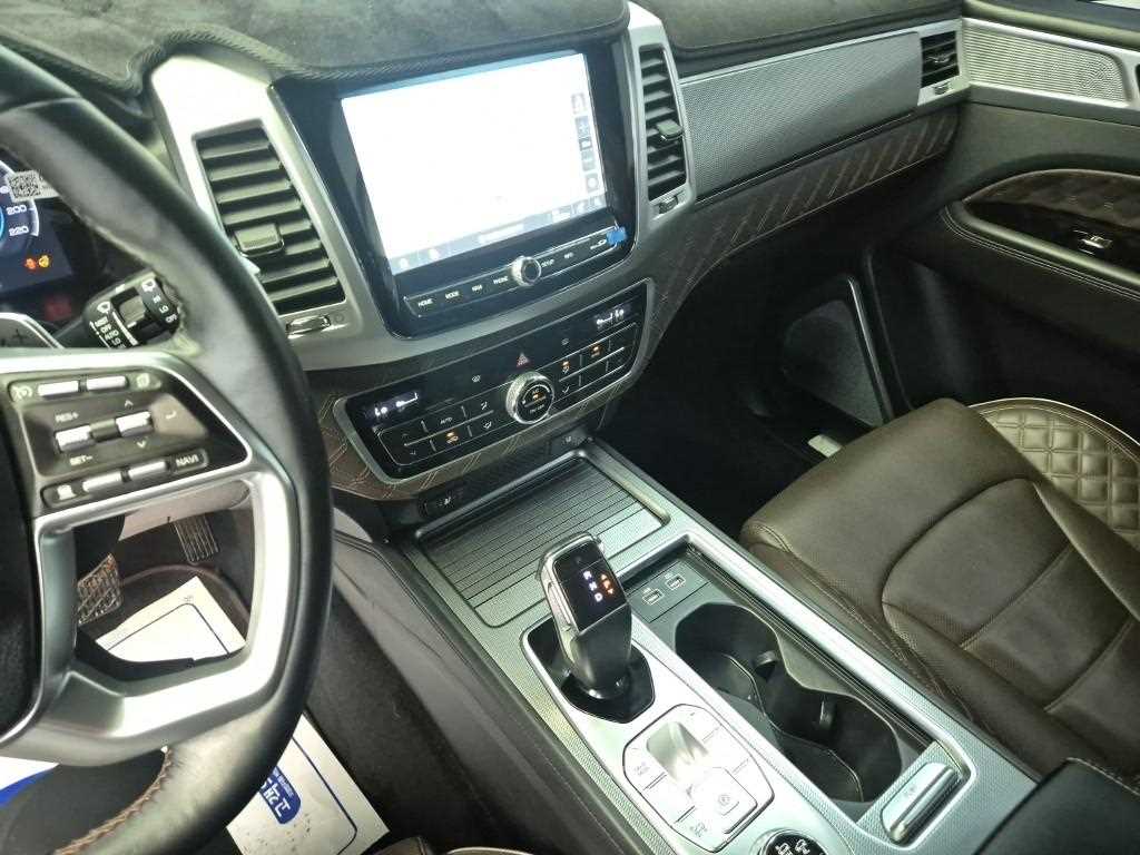 Ssangyong Rexton 2022 Negro - Importación desde Corea - HF Imports Iquique - Foto 16