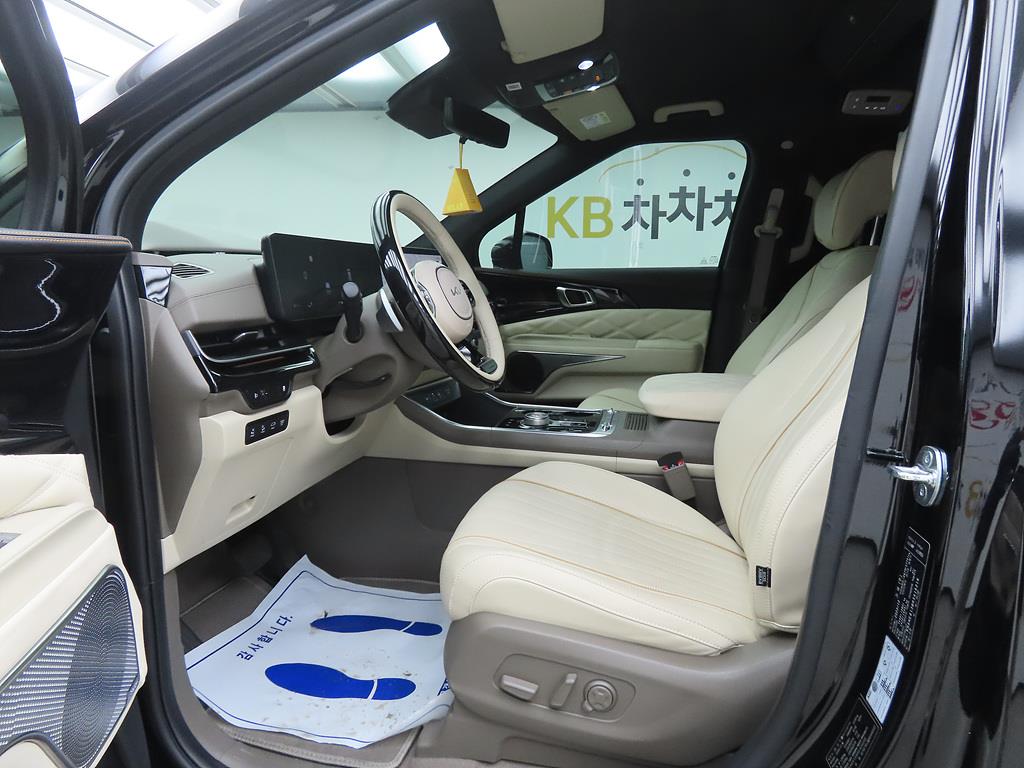 KIA Carnival - Vista 6