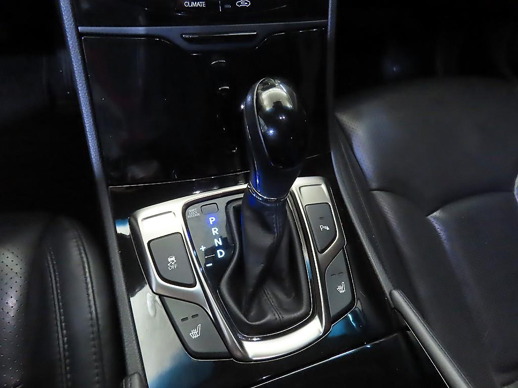 HYUNDAI Grandeur - Vista 12